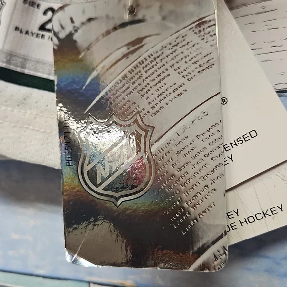 NHL Minnesota Wild Children's Hockey Jersey Size 2/4T - Picture 7 of 11